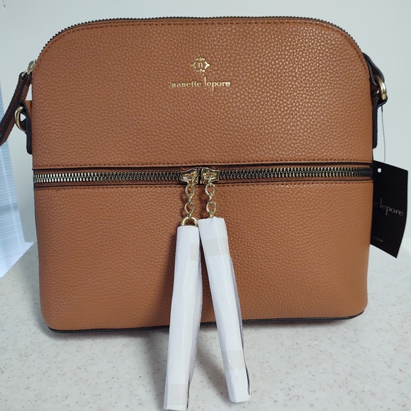 Nanette Lepore Handbags - 😲 NWT Nanette Lepore  Crossbody. (Posh suggested price $34)